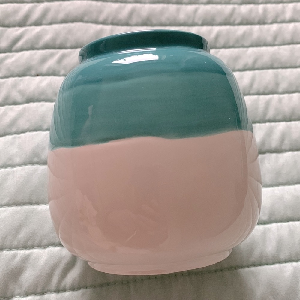 Ashland Plant Container